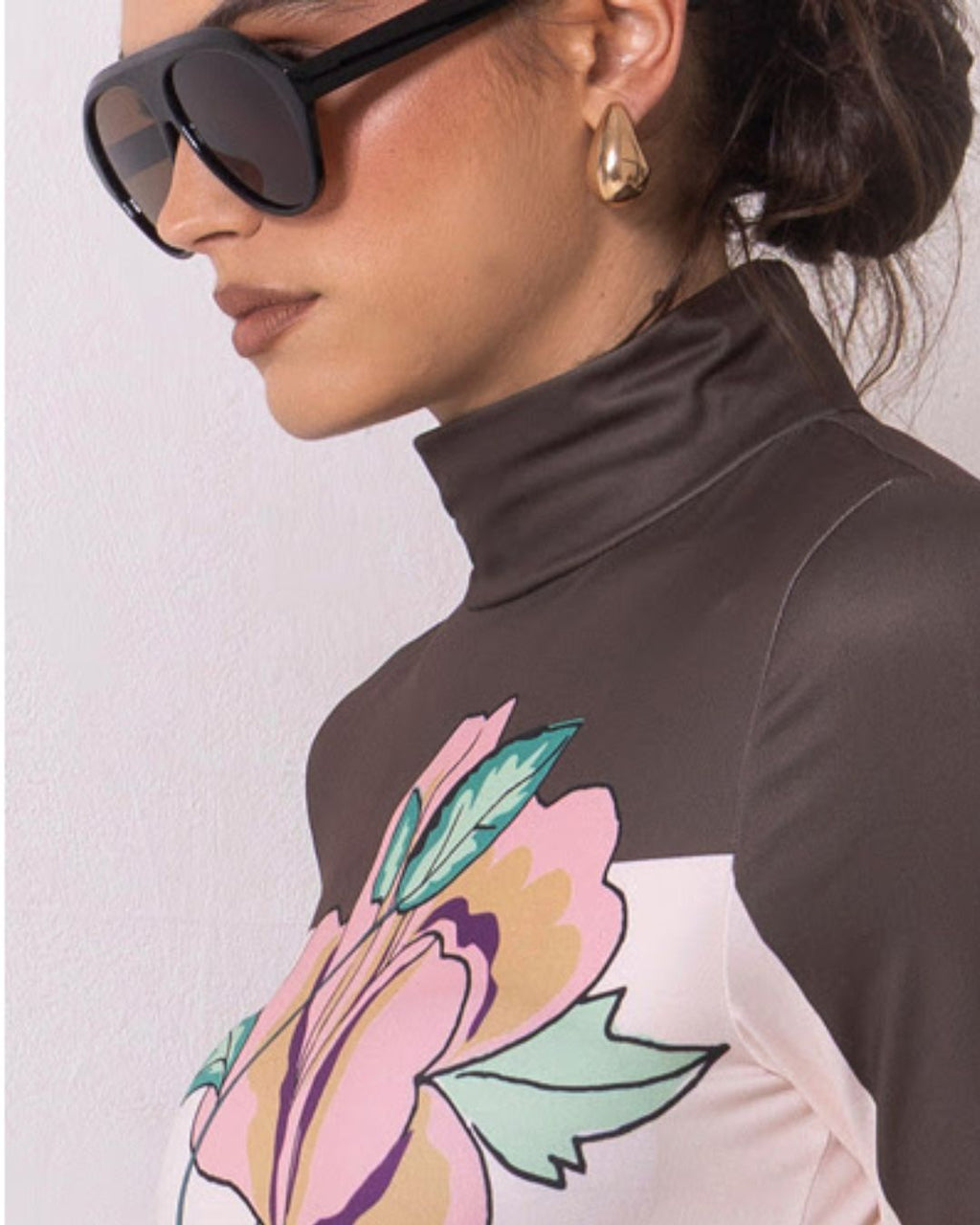 Adeline Sleek Chocolate Peony Print Mini